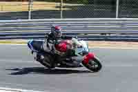 brands-hatch-photographs;brands-no-limits-trackday;cadwell-trackday-photographs;enduro-digital-images;event-digital-images;eventdigitalimages;no-limits-trackdays;peter-wileman-photography;racing-digital-images;trackday-digital-images;trackday-photos